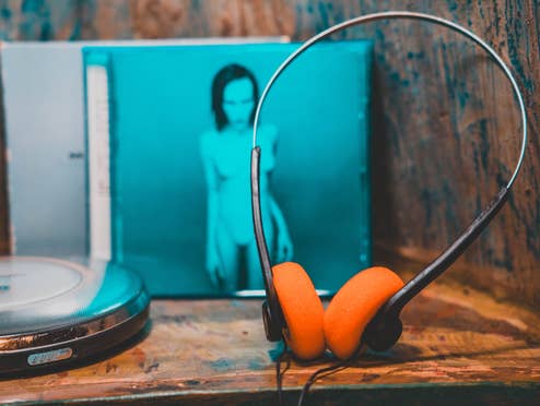 Ich habe mir diese 1-Euro-Kopfhörer bestellt. Was dann folgte, hab ich nicht erwartet.