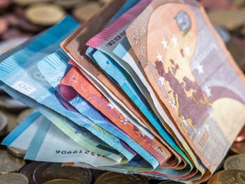 10 Millionen Rentner: 255 Euro Nachzahlung landen 2028 auf dem Konto