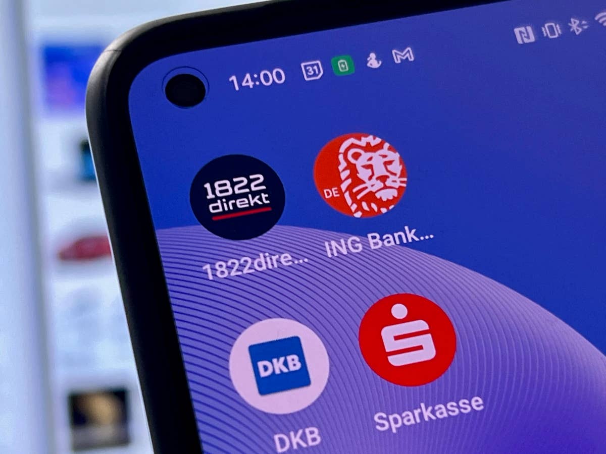 Tagesgeld-Zinsen: Nächste Direktbank setzt ING unter Druck Banking-Apps auf einem Smartphone