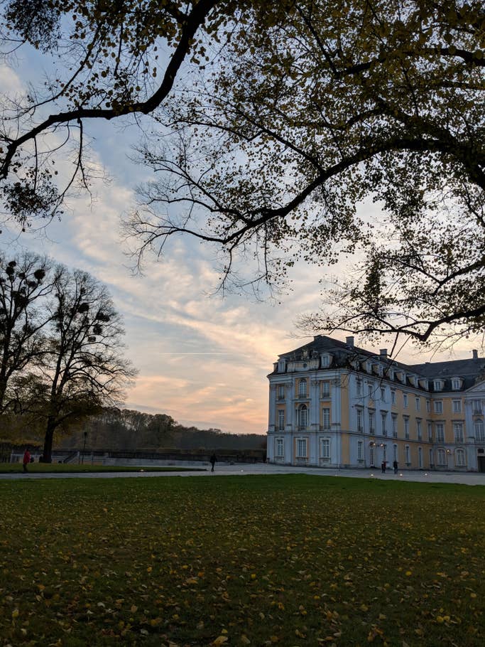 Maker:S,Date:2017 9 16,Ver:6,Lens:Kan03,Act:Lar02,E:Y