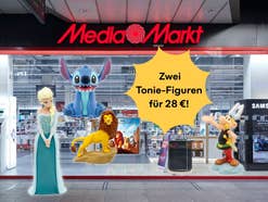 MediaMarkt-Store im Hintergrund, davor verschiedene Tonie-Figuren wie Elsa, Asterix und König der Löwen. Dazu der Hinweis, dass zwei Figuren nur 28 Euro kosten