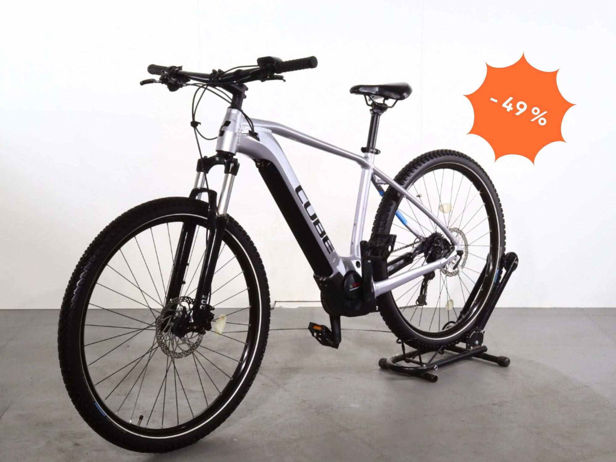 E-Bike von Cube mit Bosch Performance Line Motor rutscht unter 1.350 Euro