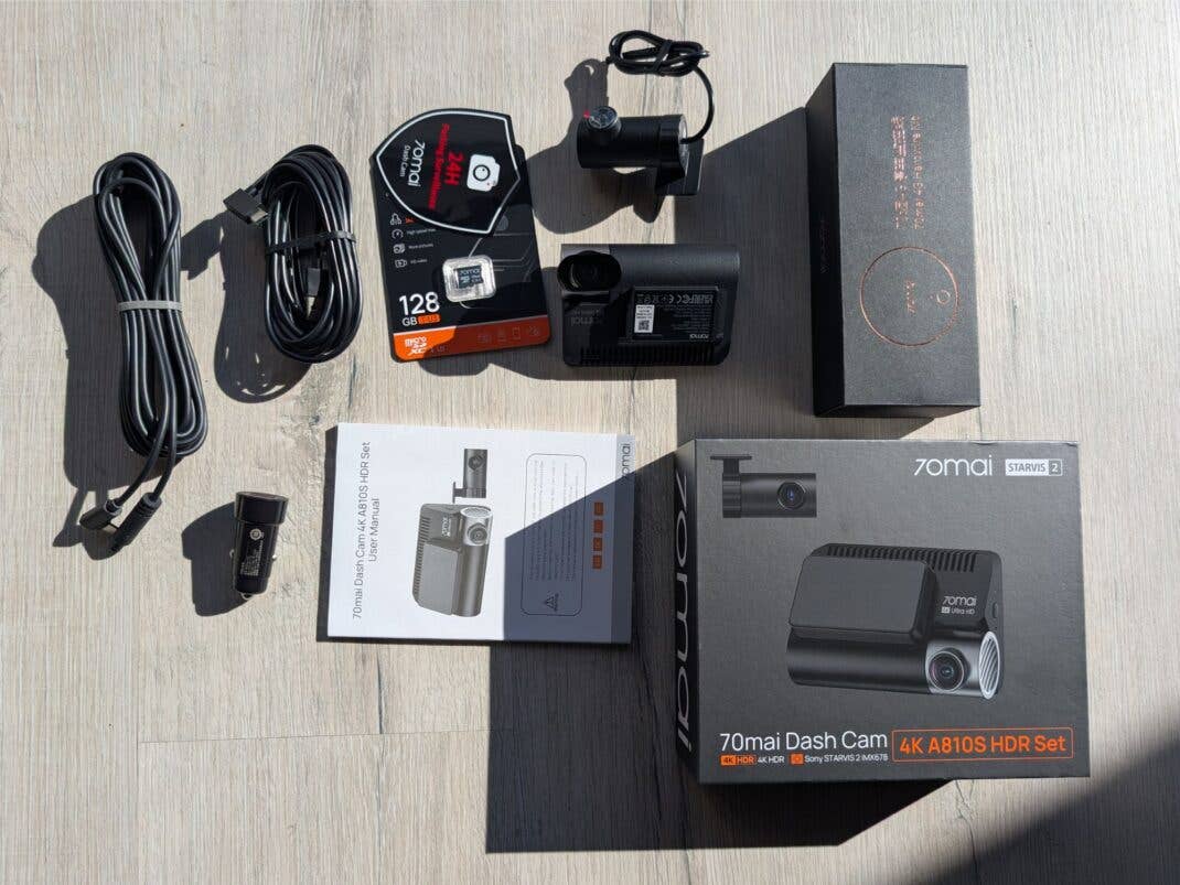 70mai Dash Cam 4K A810S - das liegt alles in der Box