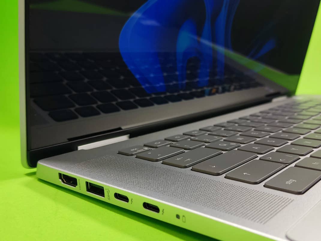 Dell Inspiron 16 7620 2in1 Anschlüsse