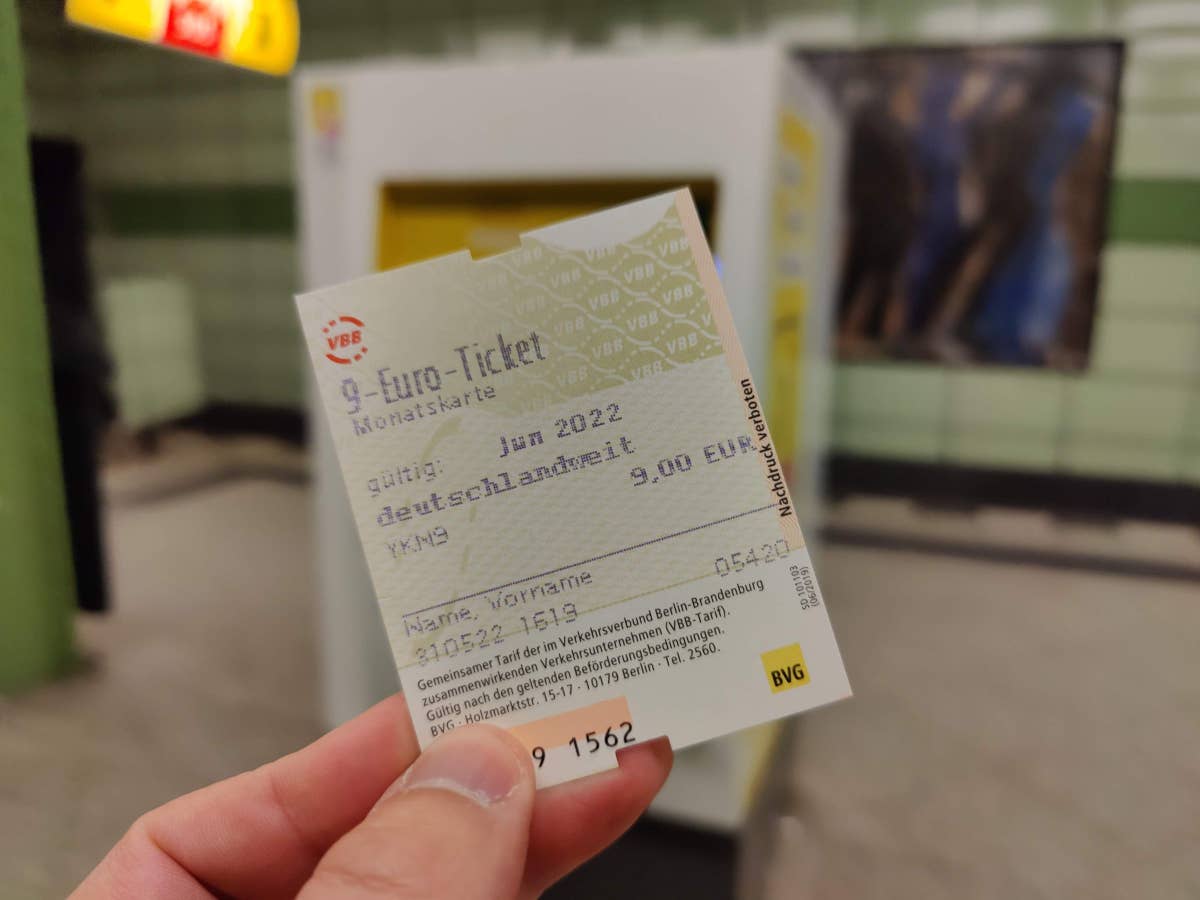 Das 9-Euro-Ticket Das 9-Euro-Ticket