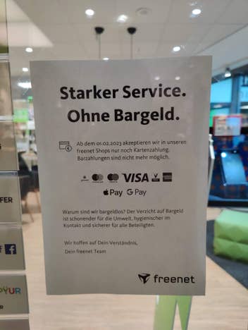 No Cash: Freenet schafft das Bargeld ab