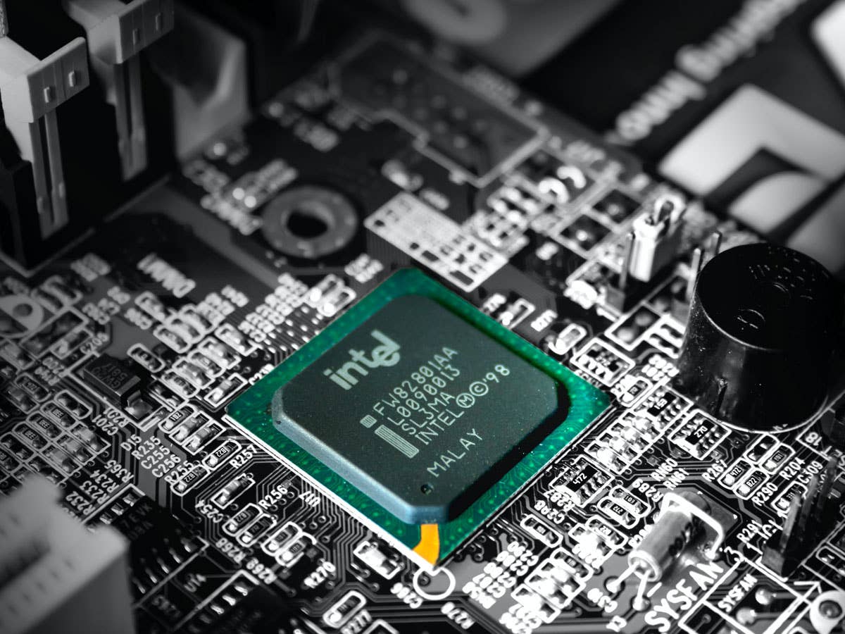 Intel verkündet - Chipmangel könnte Techsektor noch bis 2024 lähmen