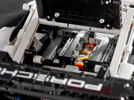 Foto: Klemmbaustein Lego Porsche 911 RSR (42096)