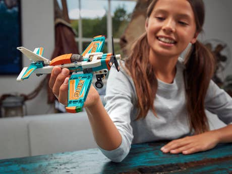 Foto: Klemmbaustein Lego Rennflugzeug (42117)
