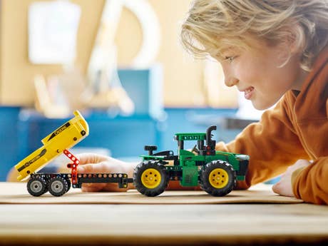 Foto: Klemmbaustein Lego John Deere 9620R 4WD Tractor (42136)