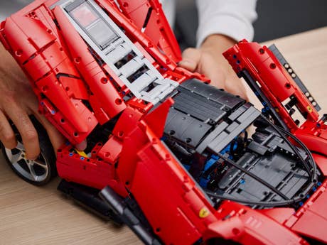 Foto: Klemmbaustein Lego Ferrari Daytona SP3 (42143)