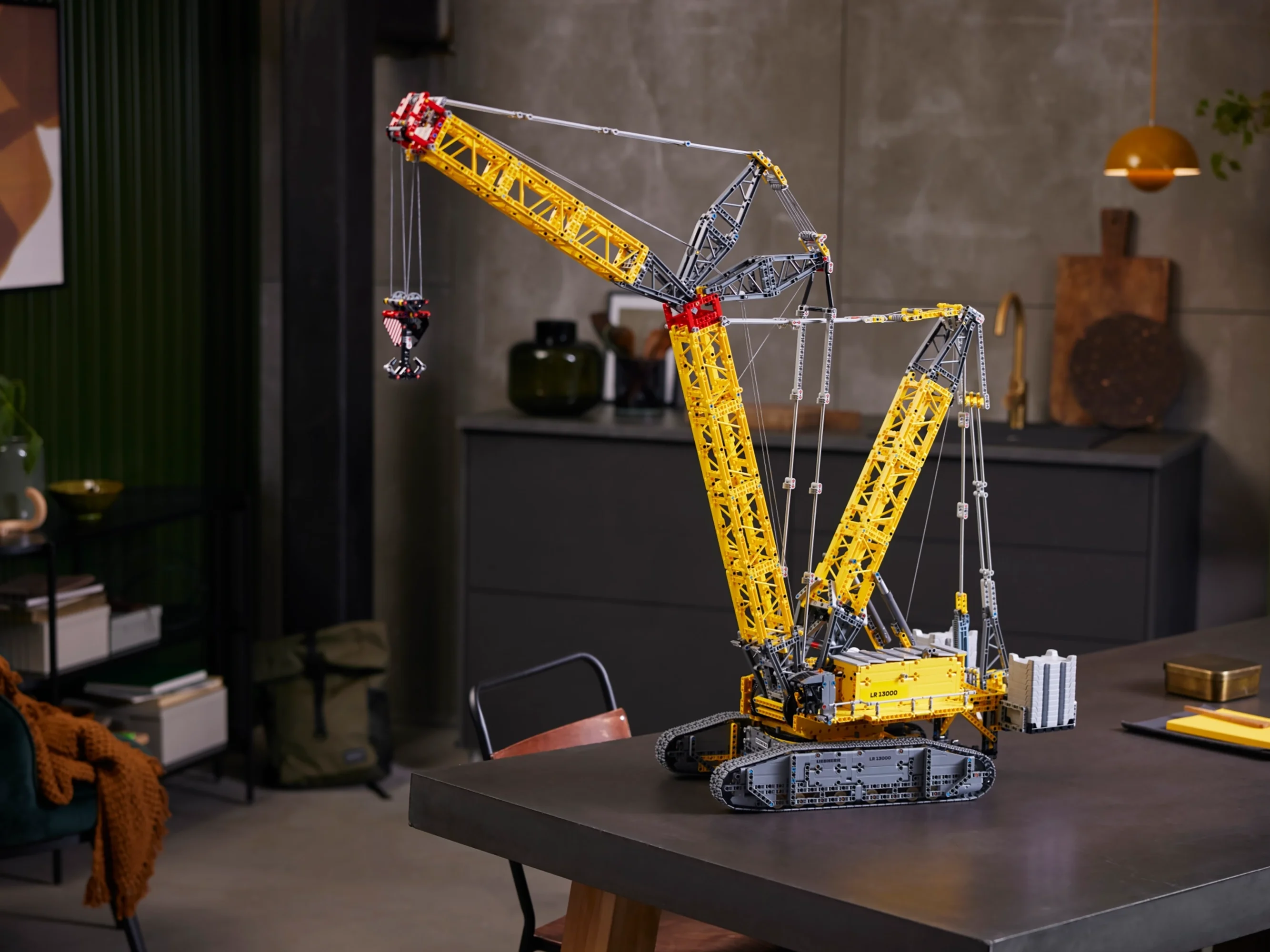#Lego Technic 2023: Die neuen Sets und der wahnsinnige Liebherr LR 13000 Raupenkran