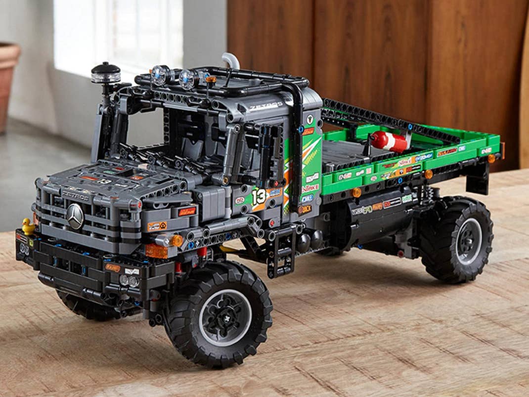 Lego Technic Mercedes-Benz Zetros Offroad-Truck