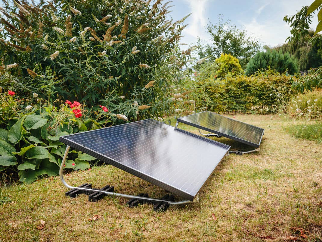 Mini-PV-Anlage installieren - Aufstellung setzt Ballastierung nach Windzone voraus