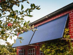 Mini-PV-Anlage installieren - an diese Vorraussetzungen solltest du denken Mini-PV-Anlage installieren - an diese Voraussetzungen solltest du denken