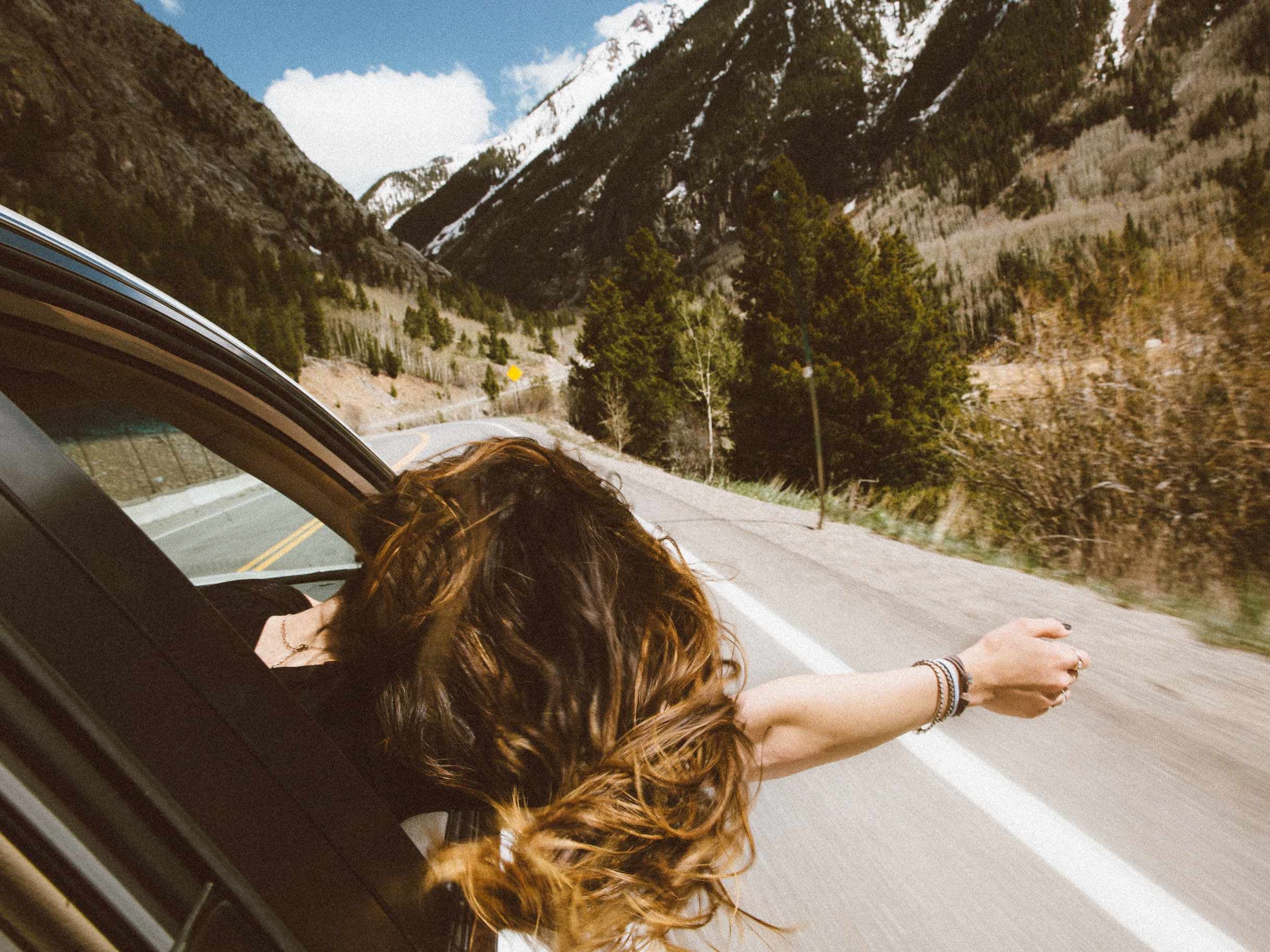 #Reisen auf 4 Rädern: Das darf beim Urlaub mit dem Auto nicht fehlen