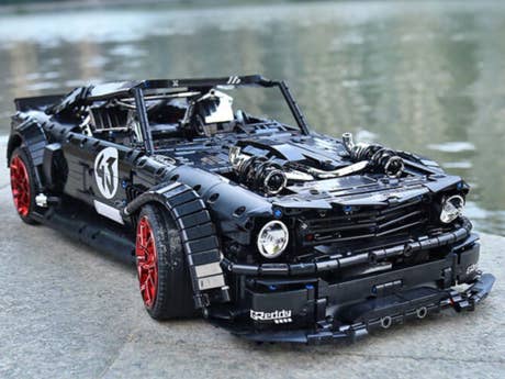 Foto: Klemmbaustein Mould King Ford Mustang Hoonicorn 1 zu 8 (13108)