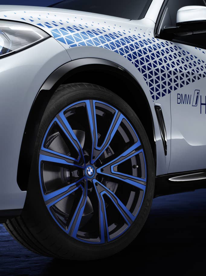 Leichtmetallfelgen am BMW i Hydrogen NEXT