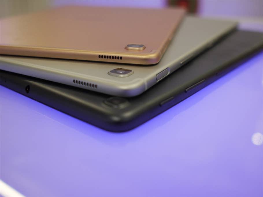 Samsung Galaxy Tab A5 2019 und S5e Ansicht von der Seite