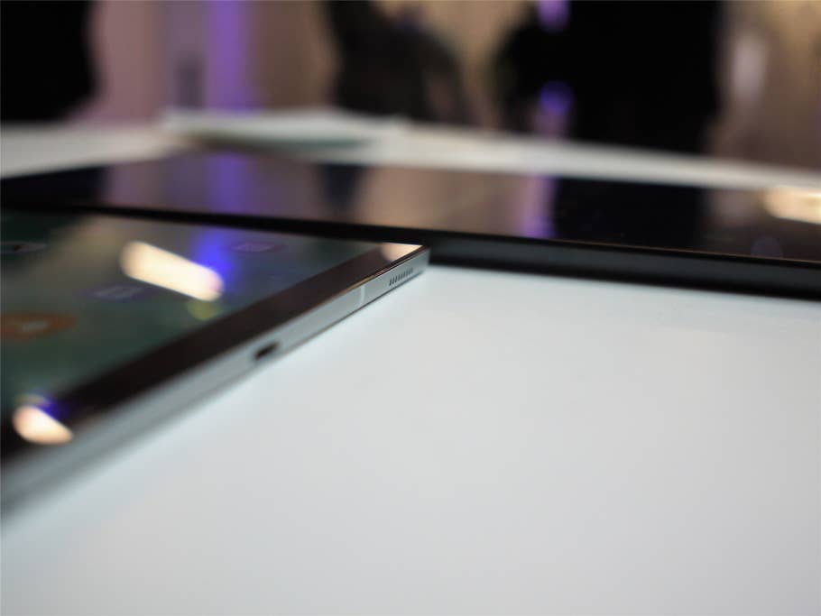 Samsung Galaxy Tab A5 2019 und S5e Seiteansicht