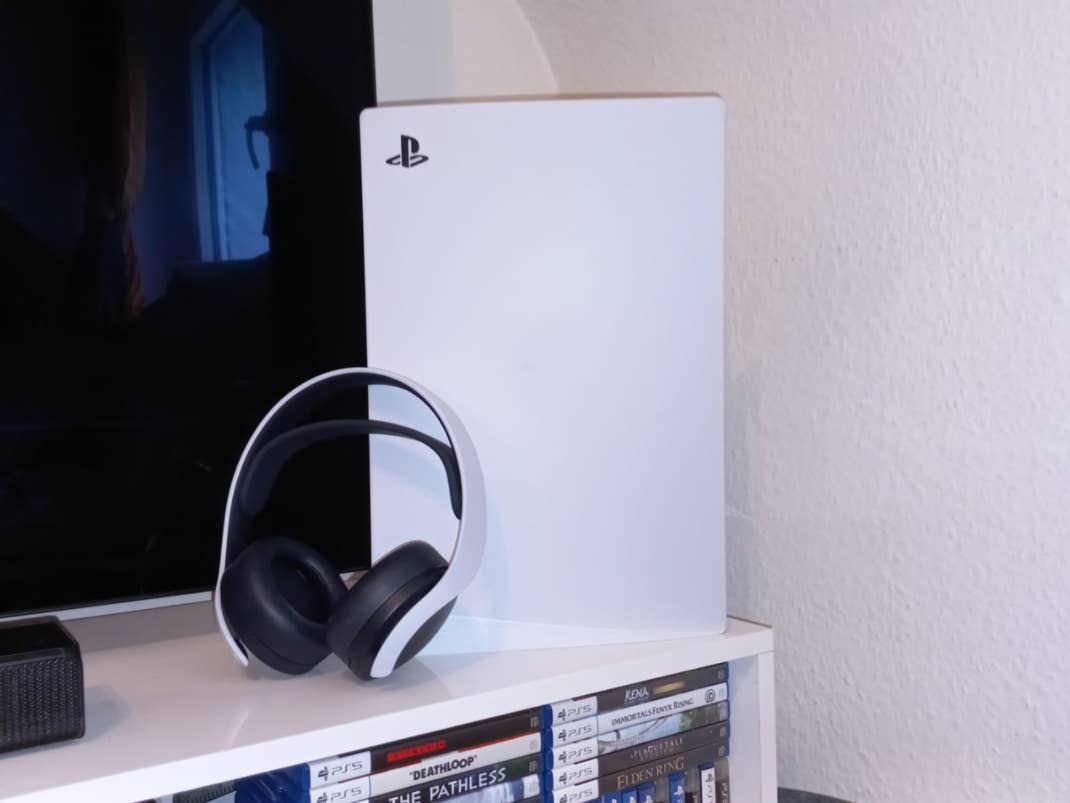 Sony Pulse 3D Headset mit PlayStation 5