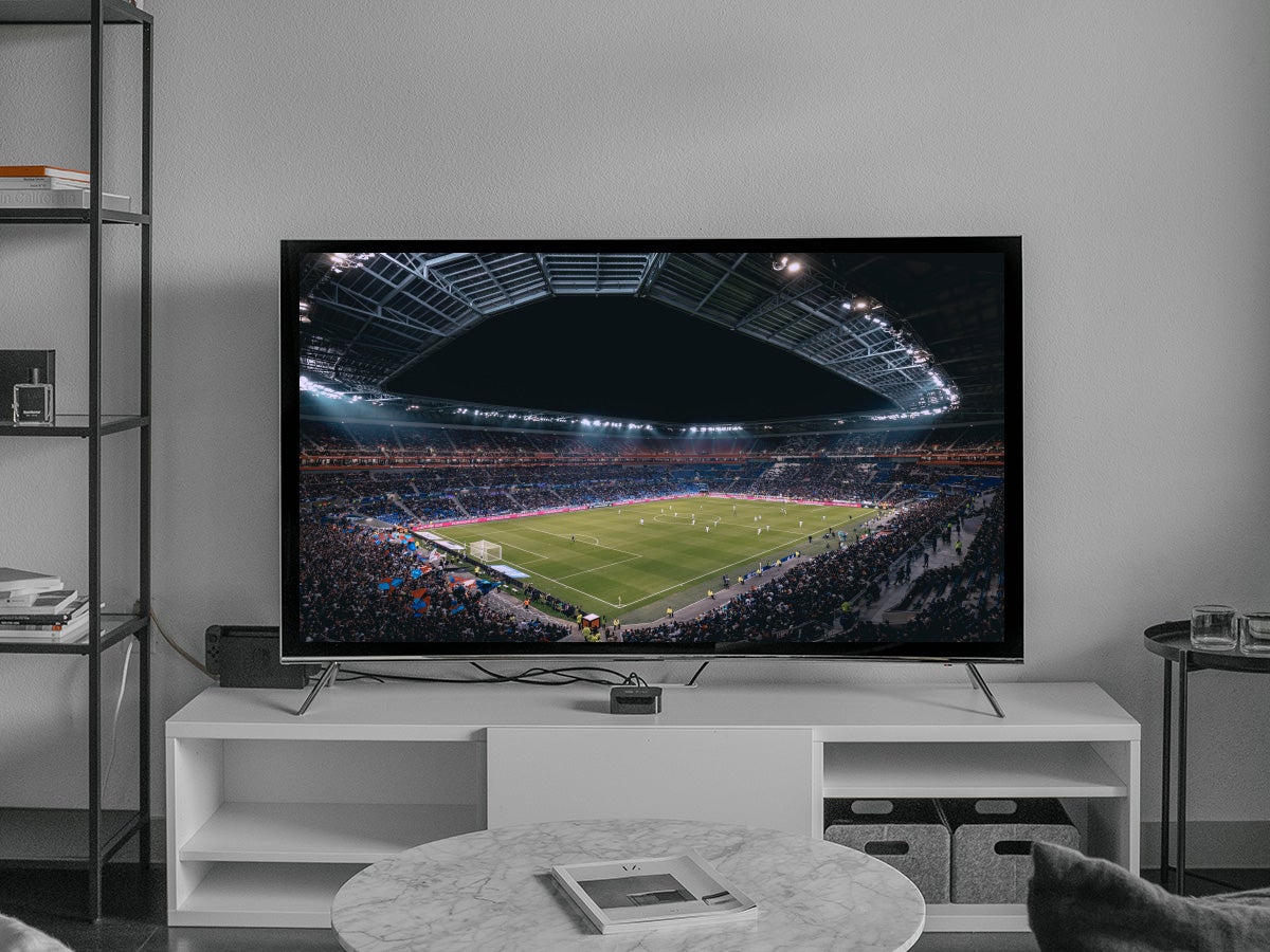 #Mit bis zu 5.000 Euro Rabatt: 5 starke Fernseher-Tipps für dein Wohnzimmer