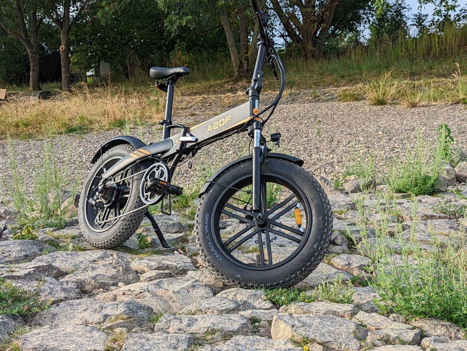 Adobike A20 XE: Seitliche Ansicht Fahrrad