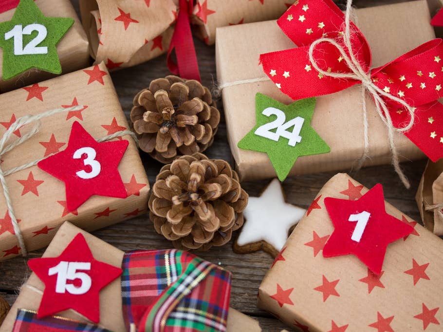 Mehr als nur Schokolade: 11 Last-Minute Adventskalender-Tipps für Weihnachten 2022