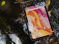 AGM Mobile Pad P2 Active im Wasser