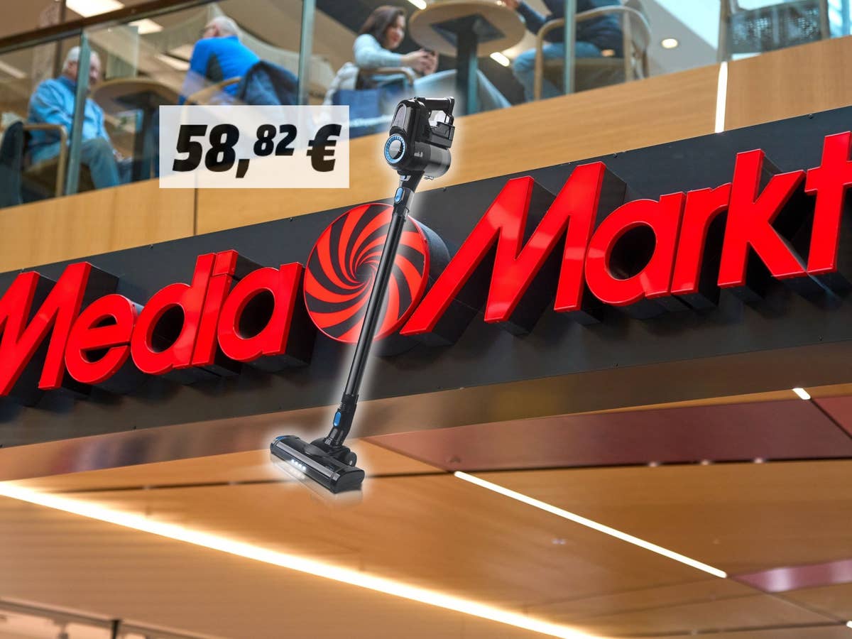 Akkusauger bei MediaMarkt Akkusauger vor einem MediaMarkt-Logo mit einem Preisschild für rund 59 Euro