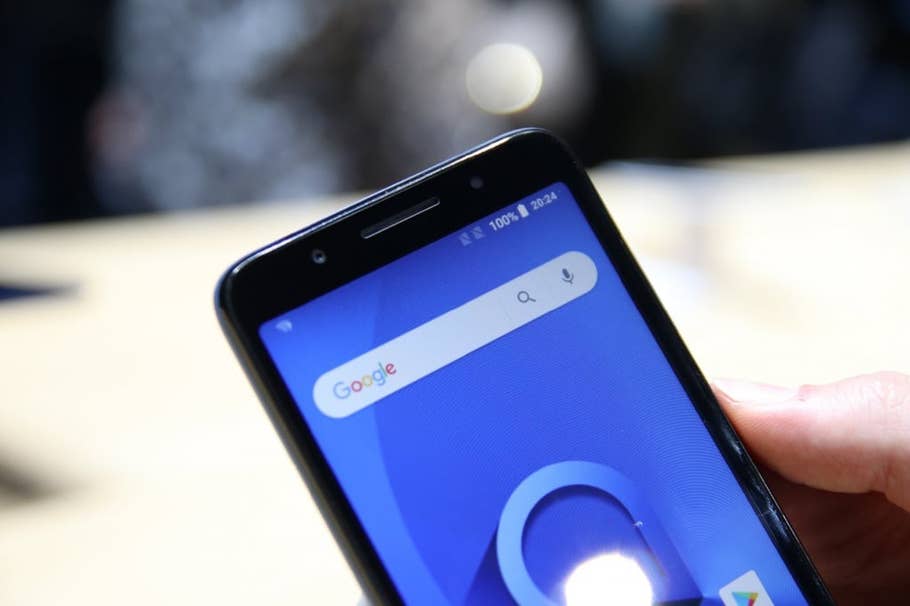 Alcatel 1X mit Android Go im Hands-On