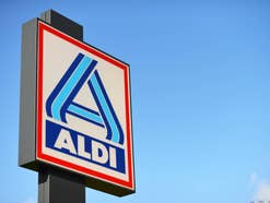 Aldi Straßenschild.