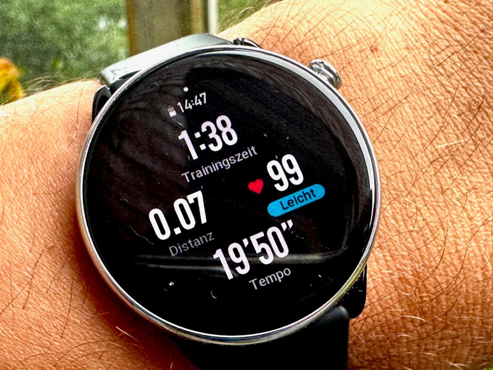 Amazfit GTR Mini im Workout-Modus.