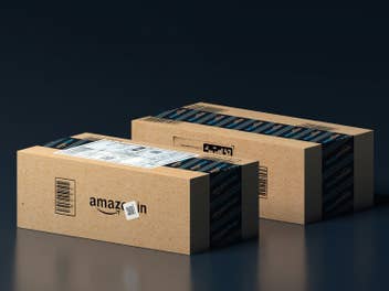 Amazon: So halbierst du deine Versandkosten bei jeder Bestellung (Symbolbild Amazon Kartons)