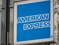 American Express Logo an einem Geschäft