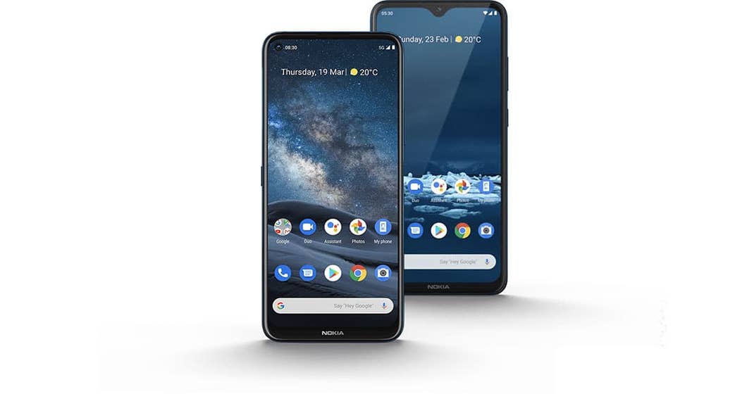 Zwei Smartphones mit Android One
