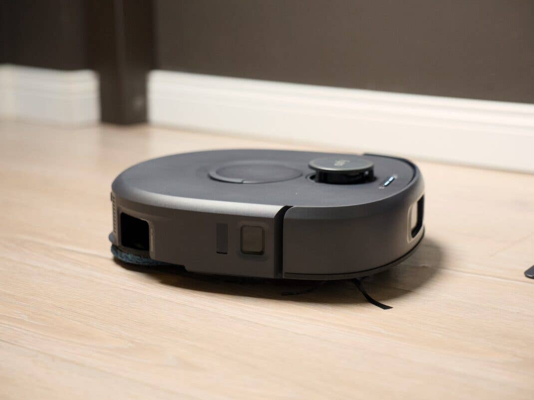 Anker eufy Omni C30 Edge