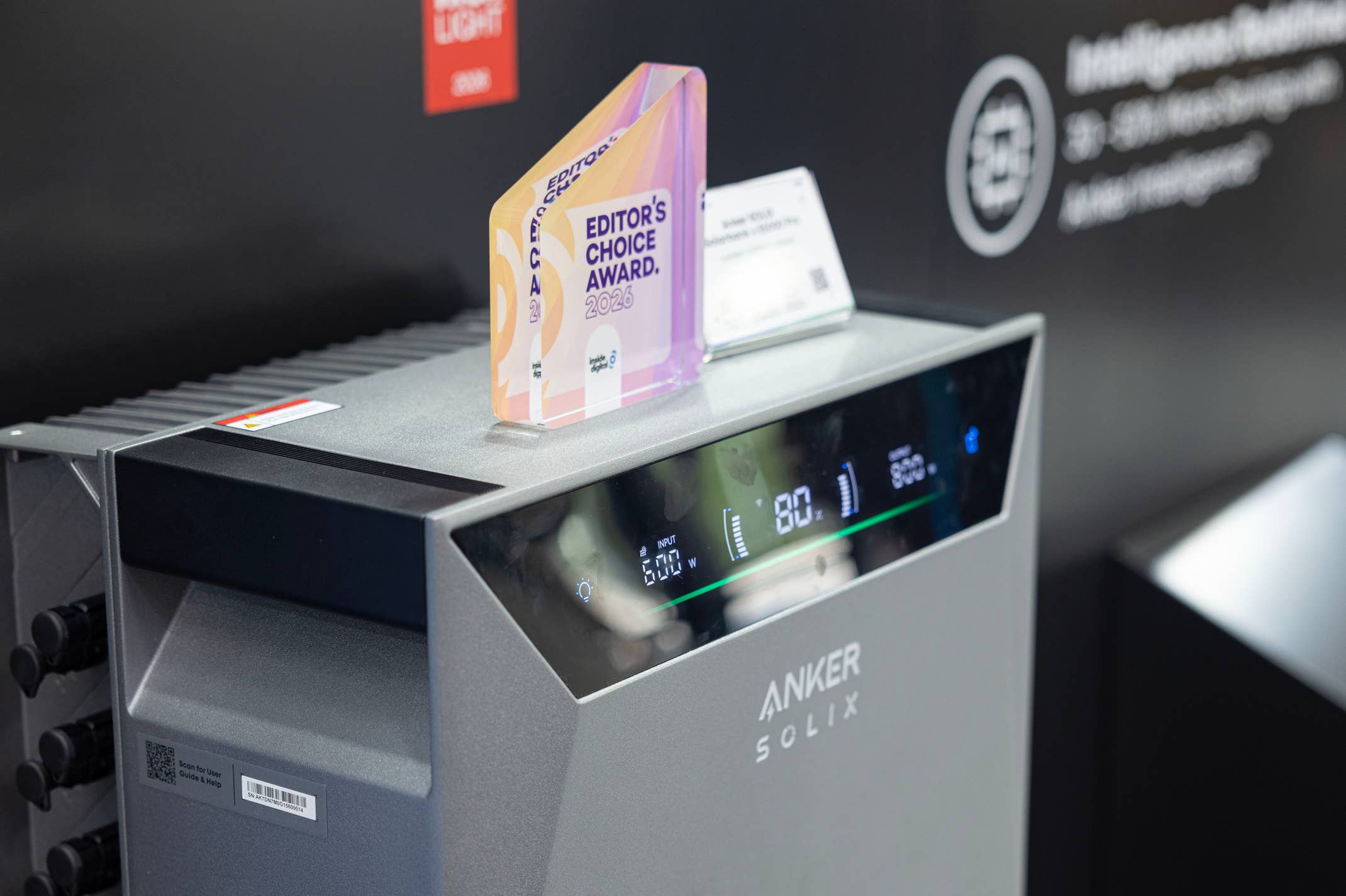 Anker Solix Solarbank 4 Pro mit Editor's Choice Award von inside digital