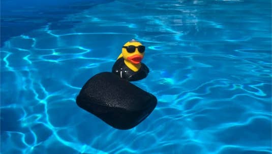 Anker, Soundcore, Motion Q, BT, Bluetooth, Speaker, Lautsprecher, Pool Anker, Soundcore, Motion Q, BT, Bluetooth, Speaker, Lautsprecher, Pool