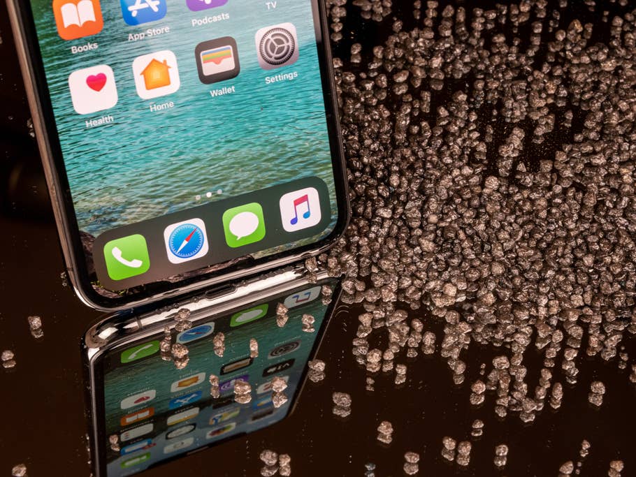 Untere Front des Apple iPhone 11 Pro