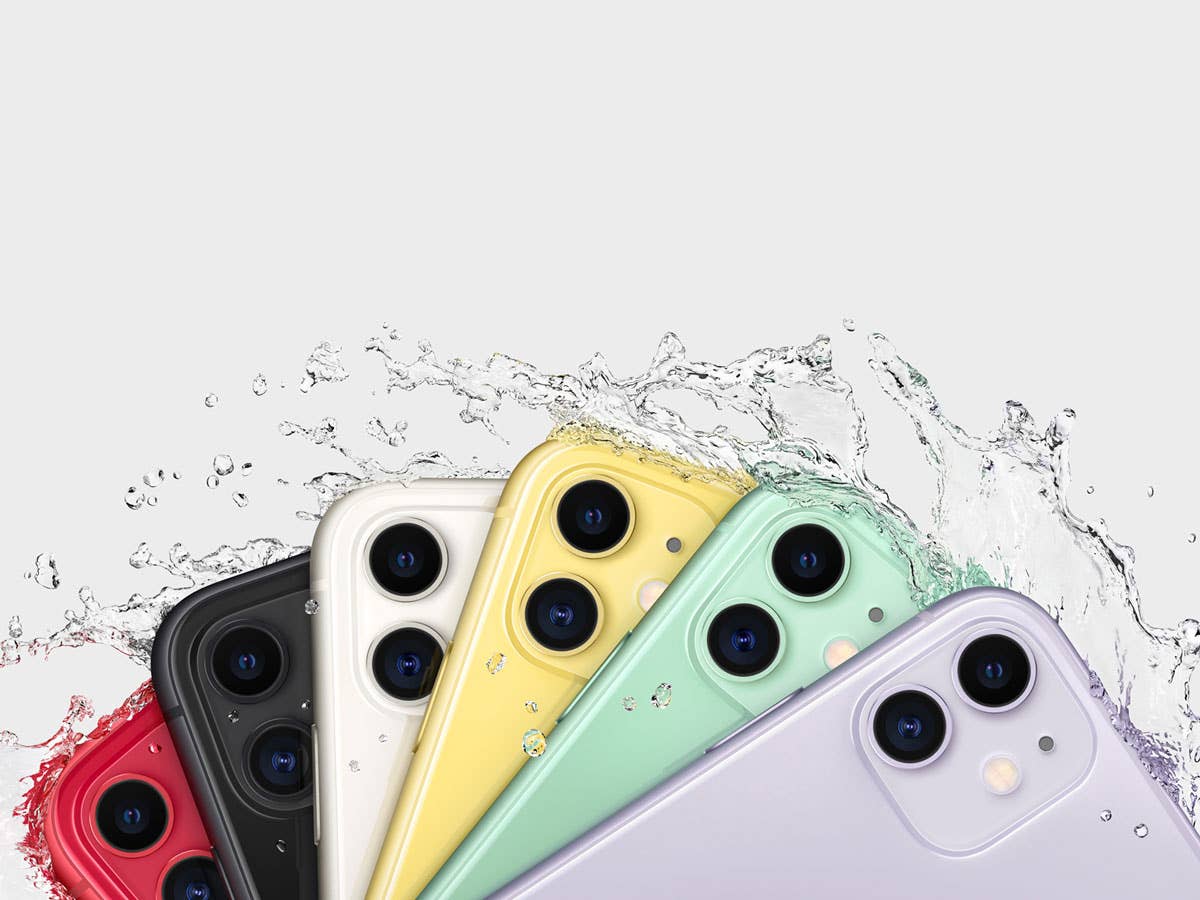 Apple iPhone 11 im Wasser