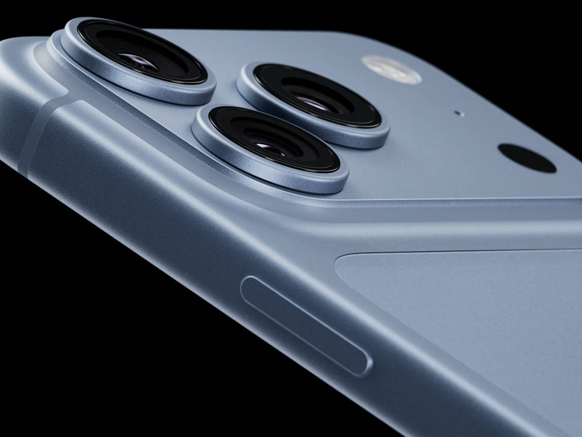 Das iPhone 18 Pro hat drei Kameras – mit einer großen Neuerung. Nahaufnahme vom Kameramodul des iPhone 18 Pro