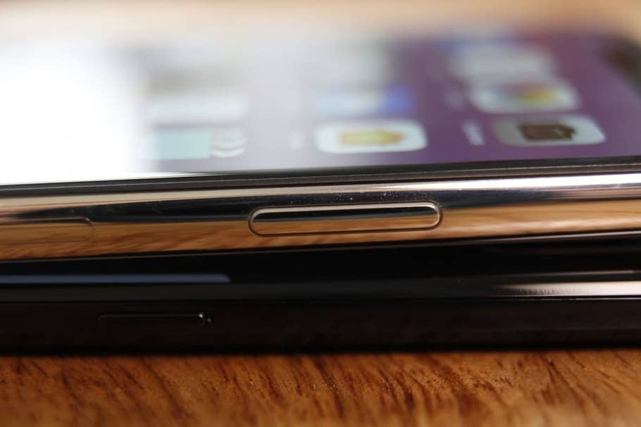 Apple iPhone X vs. Samsung Galaxy Note 8