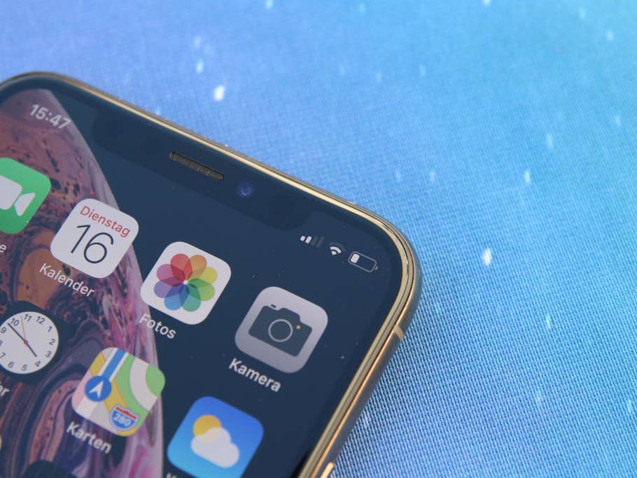 Die rechte Display-Ecke des iPhone XS