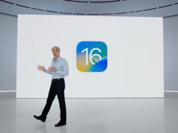 Apples Craig Federighi präsentiert iOS 16