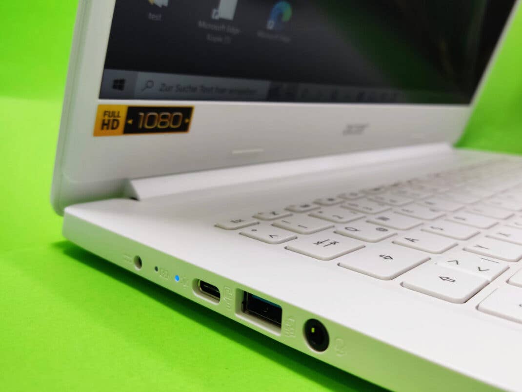 Acer Aspire 1