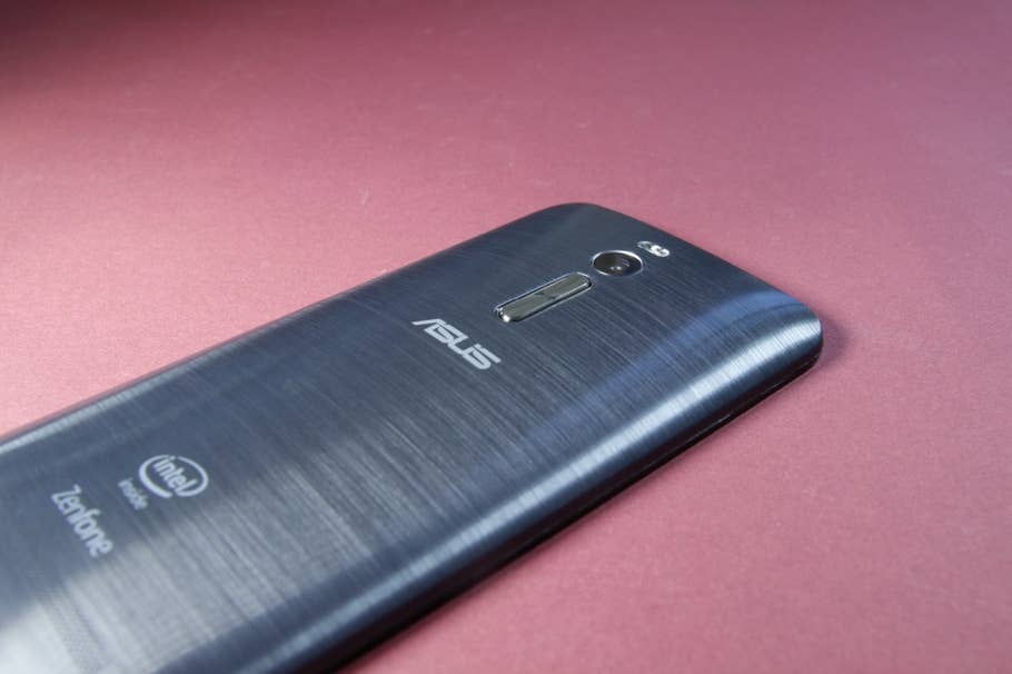 Asus Zenfone 2 im Test bei inside-digital.de