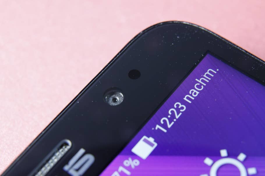 Asus Zenfone 2 im Test bei inside-digital.de