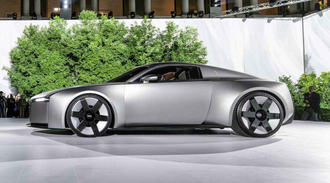 Audi Concept C in der Seitenansicht.