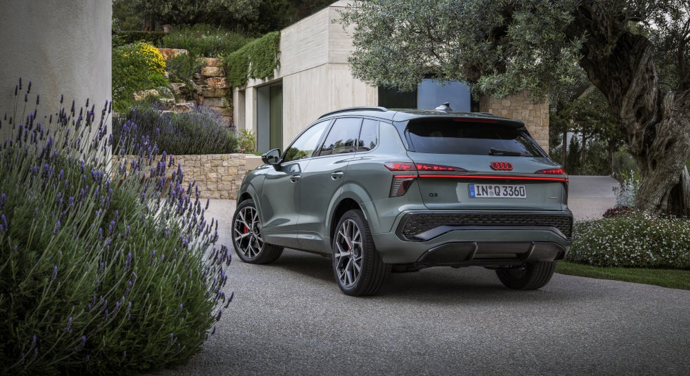 Audi Q3 (2025) in der Heckansicht.